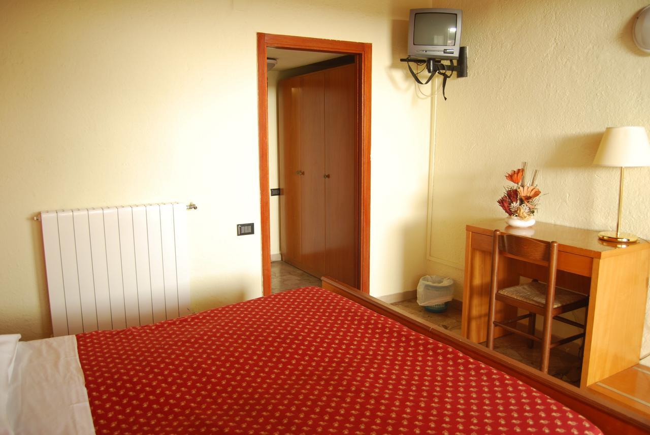 Hotel Cantalodole 马焦内 外观 照片
